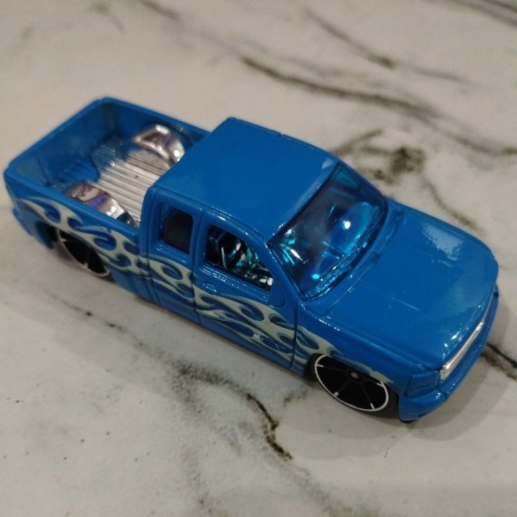 Loose Hotwheels Chevy Silverado
