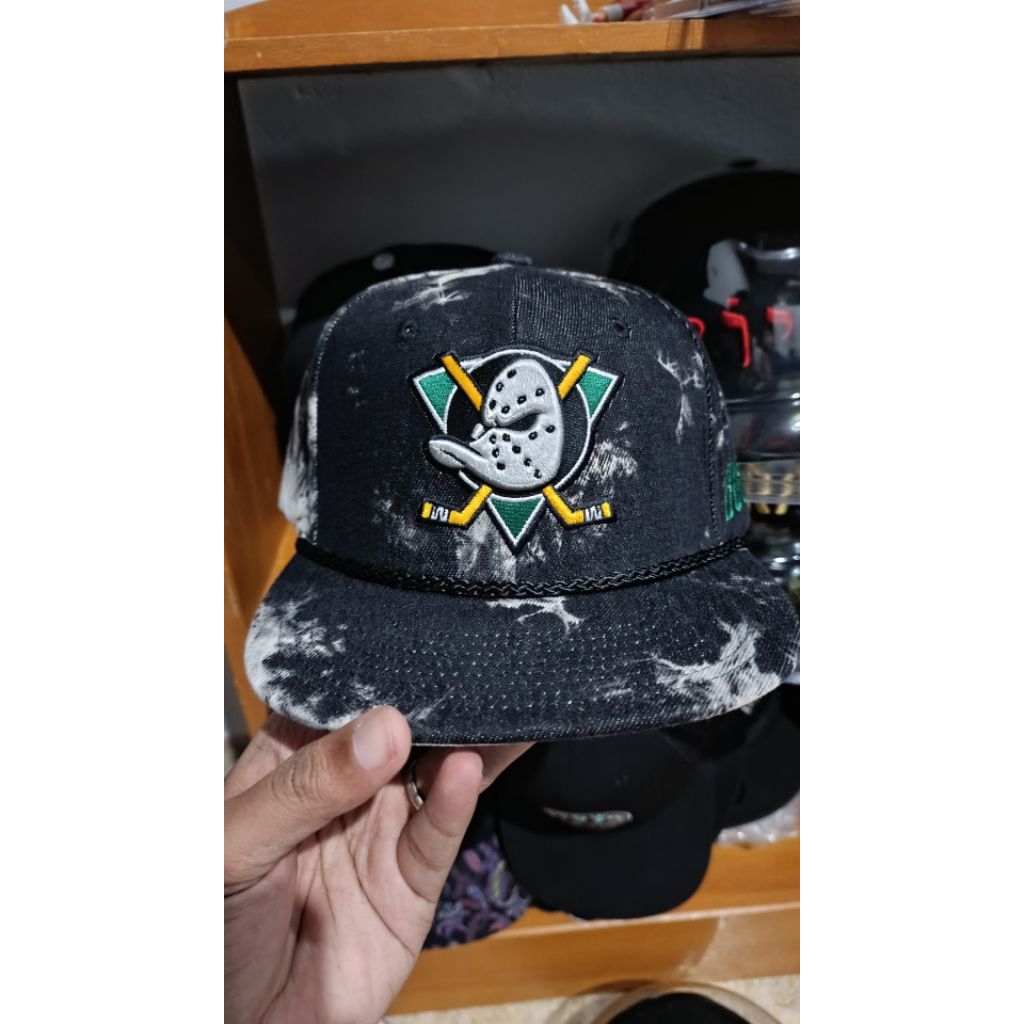 mitchell and ness mighty duck
