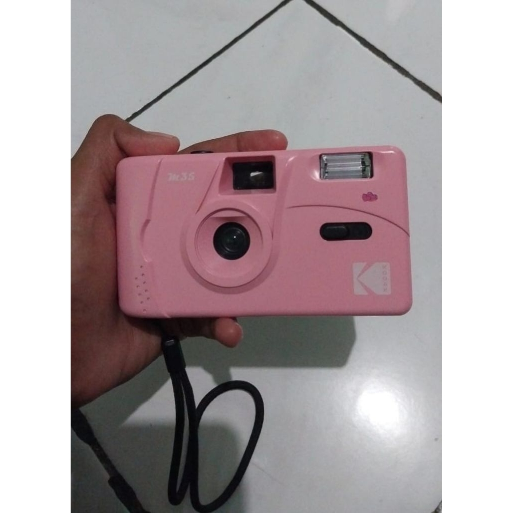 preloved kamera analog kodak m35