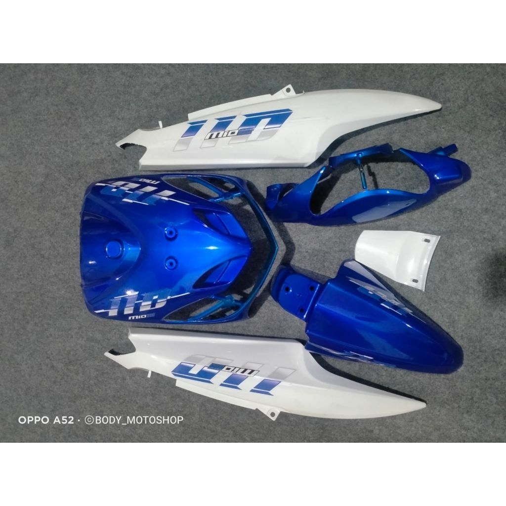 cover bodi full halus motor yamaha mio smile warna biru candy mix putih vietnam style plus striping 