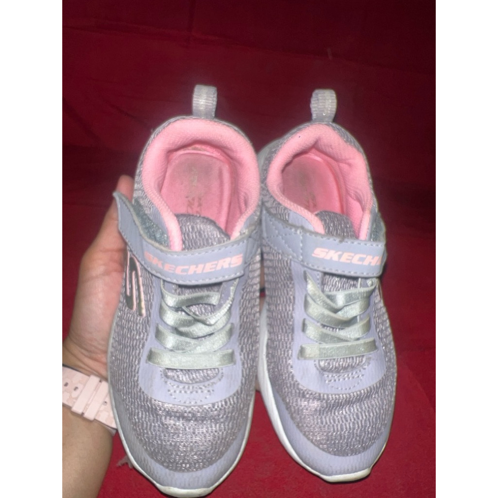 sepatu skechers anak perempuan