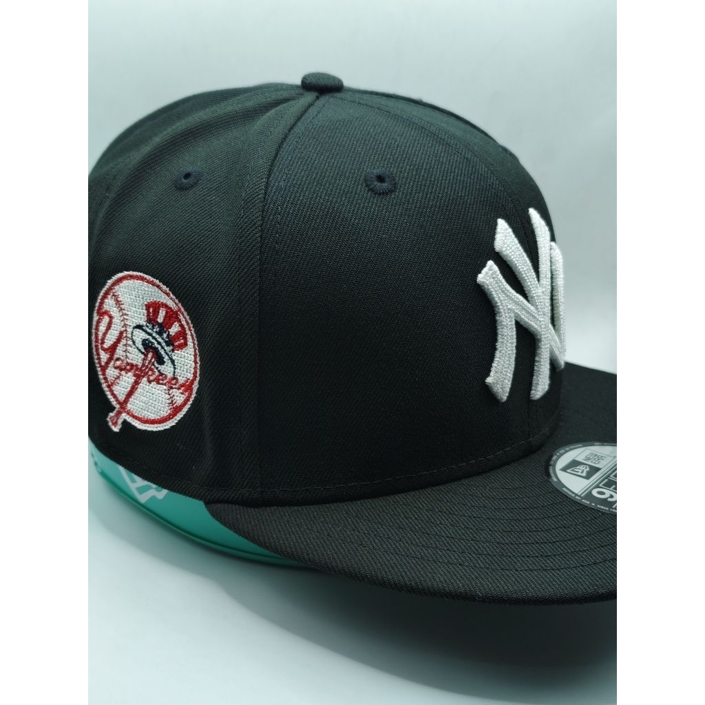 Topi New Era original x MLB NY Alpha Industries 9Fifty