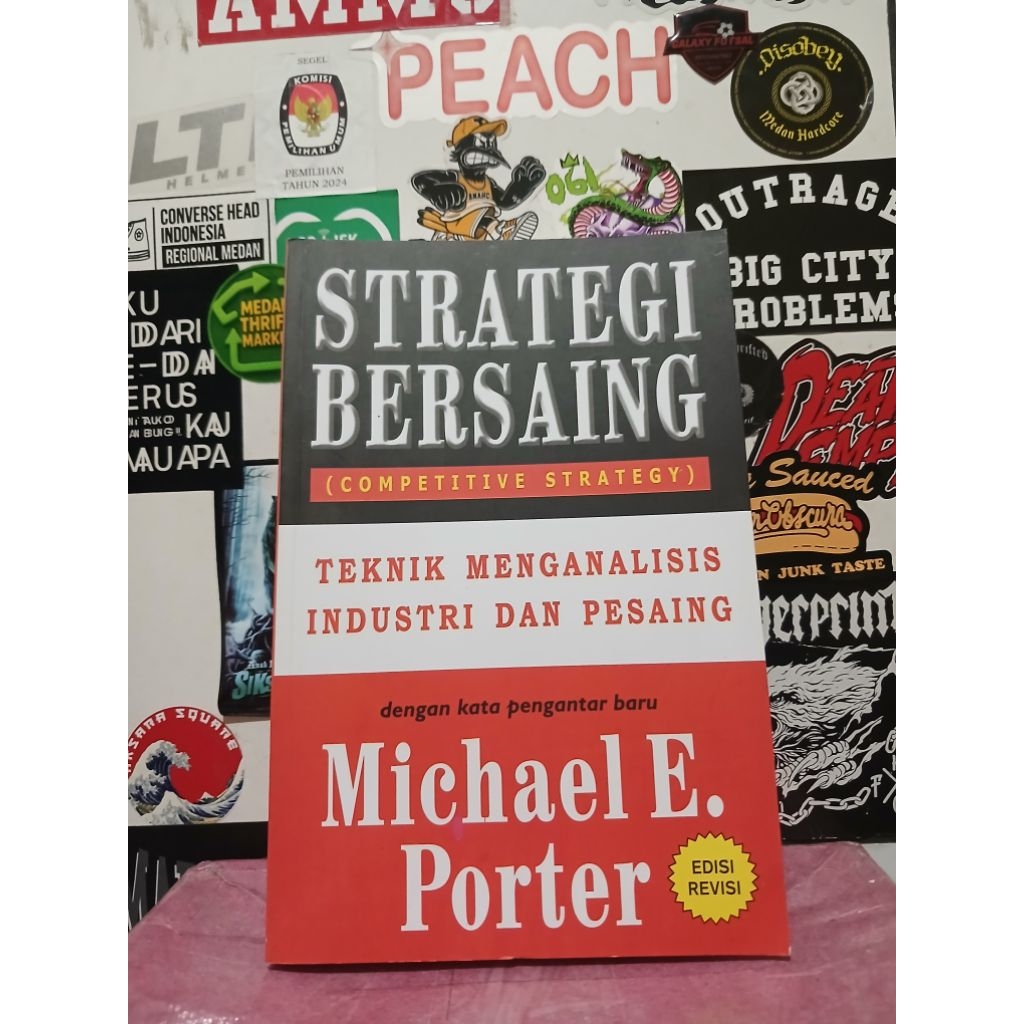 BUKU STRATEGI BERSAING (COMPETITIVE STRATEGY)