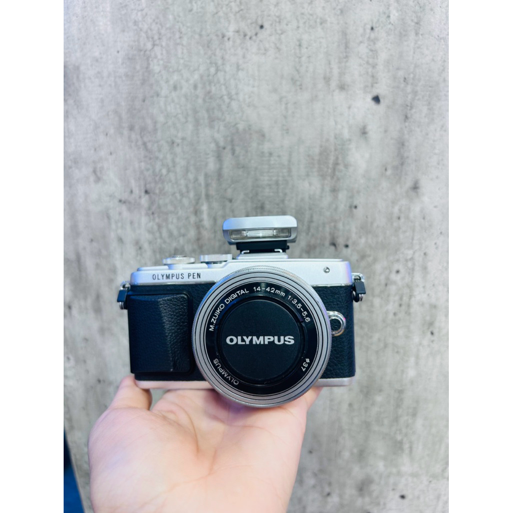 OLYMPUS PEN LITE E-PL7 SIAP PAKAI FUNGSI AMAN NORMAL SEMUA