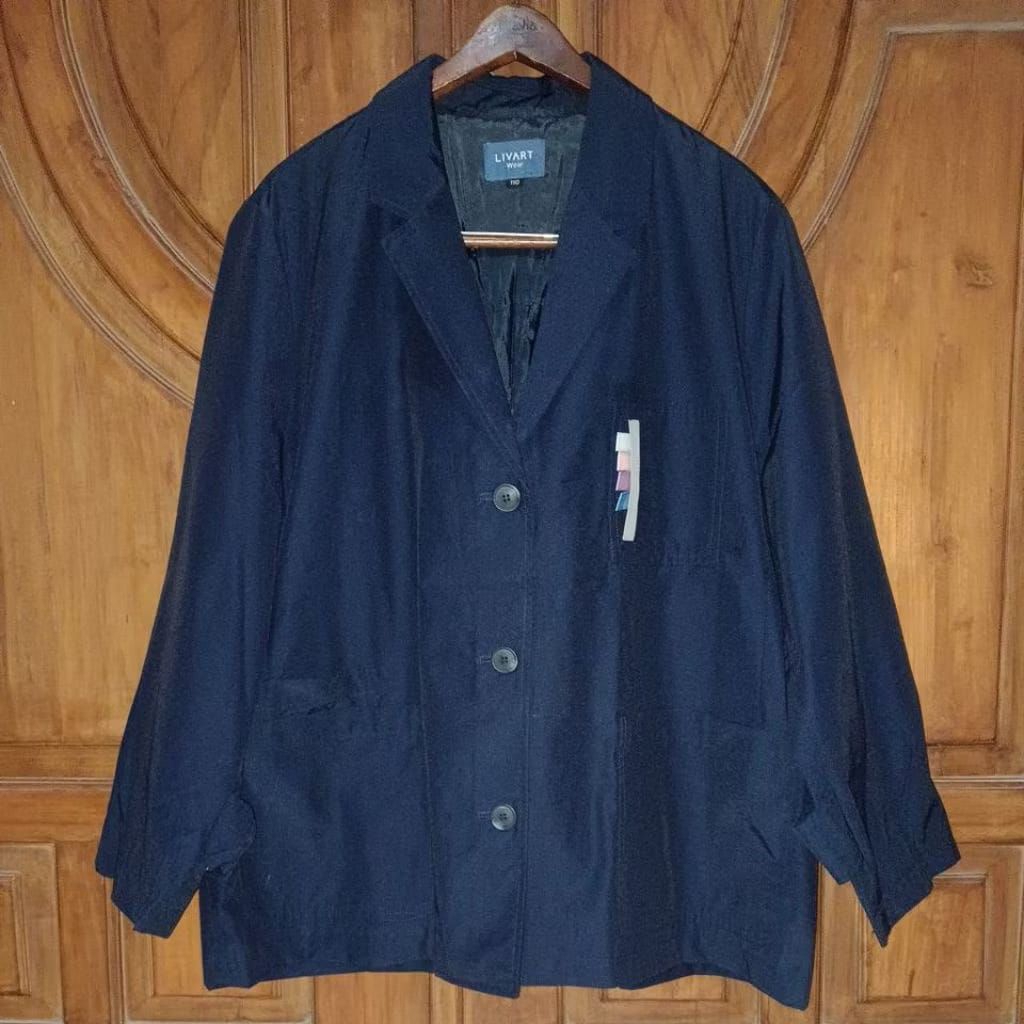 PRELOVED LIVART Blazer Jaket Seragam Wanita Blue Black Bigsize LD 126