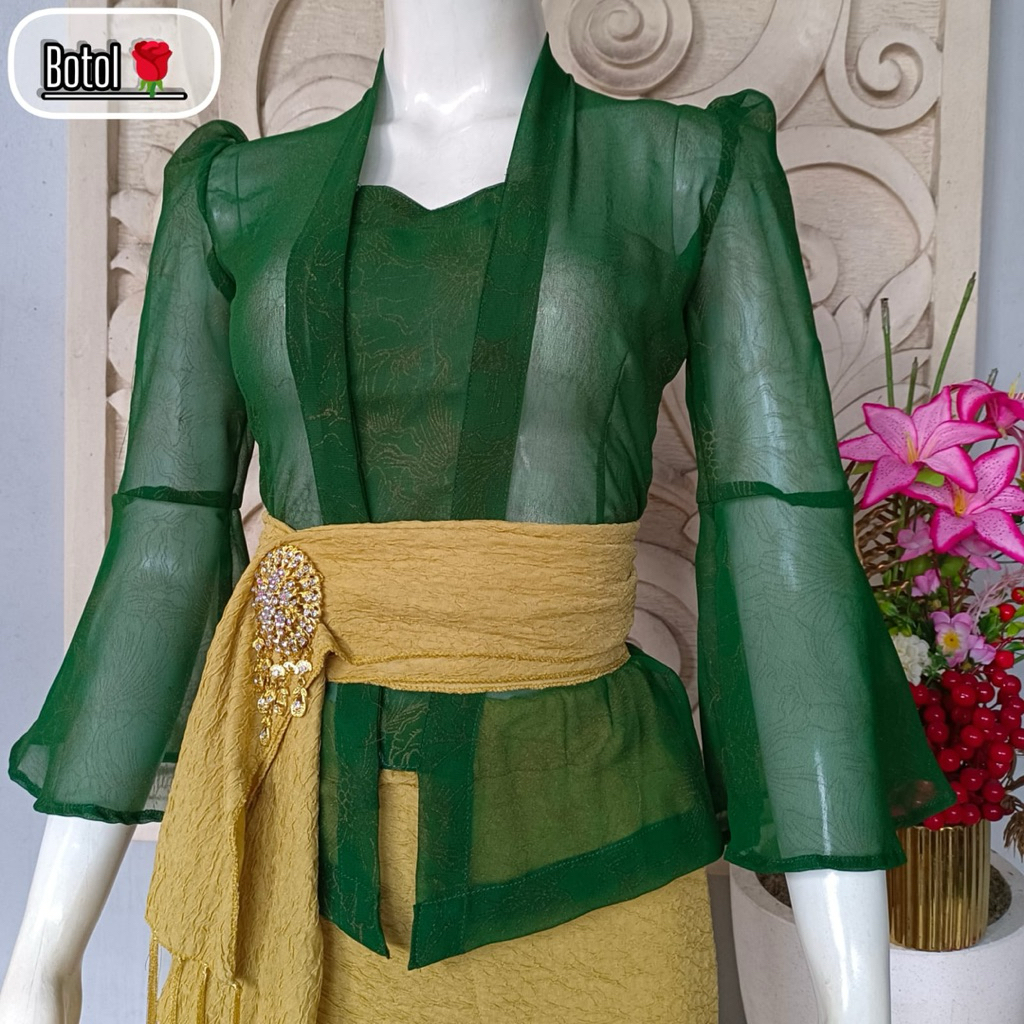 KEBAYA BALI LUKIS TINTA EMAS