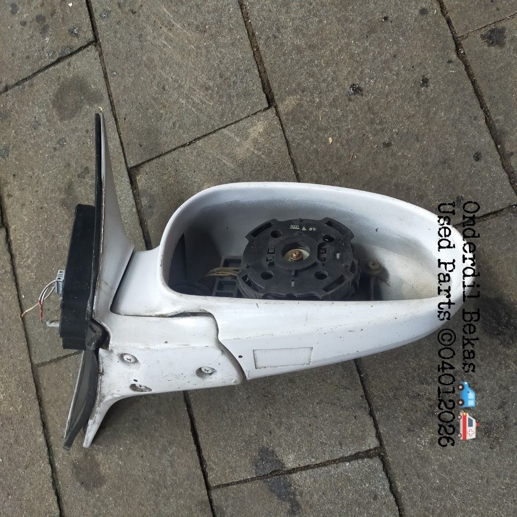 batok spion Side Door Mirror kanan HYUNDAI EF Sonata 2000