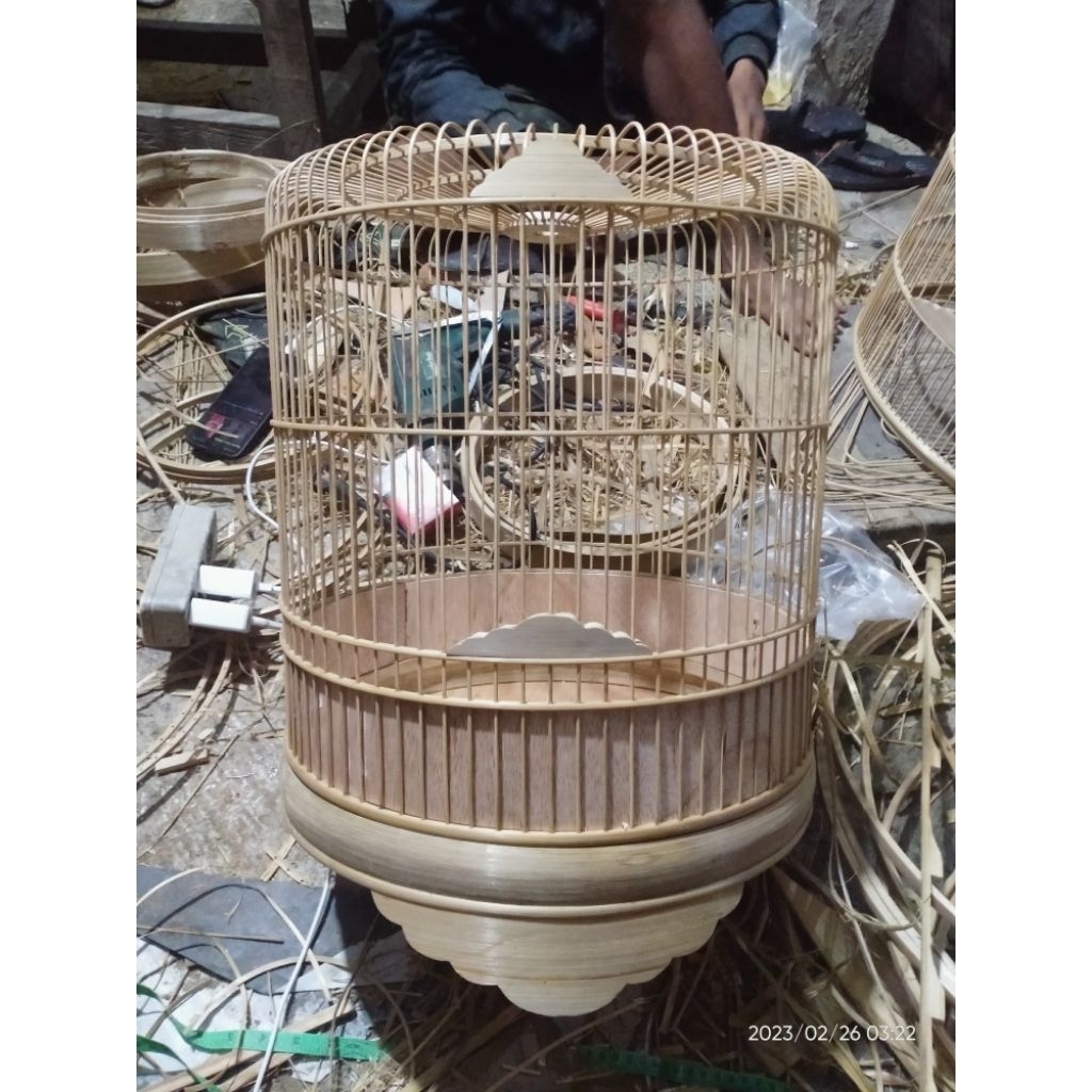 Sangkar branjangan penjinakan dm33