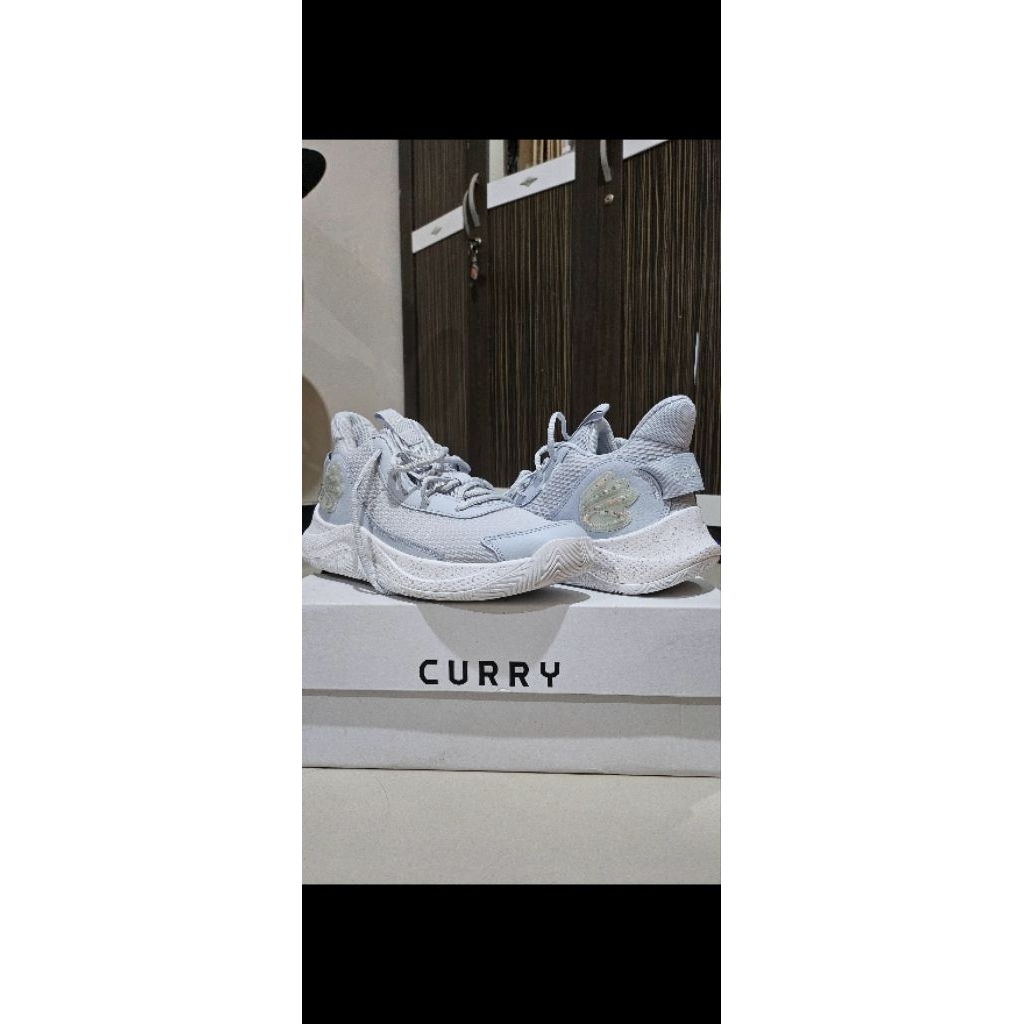 Sepatu Basket Curry Original