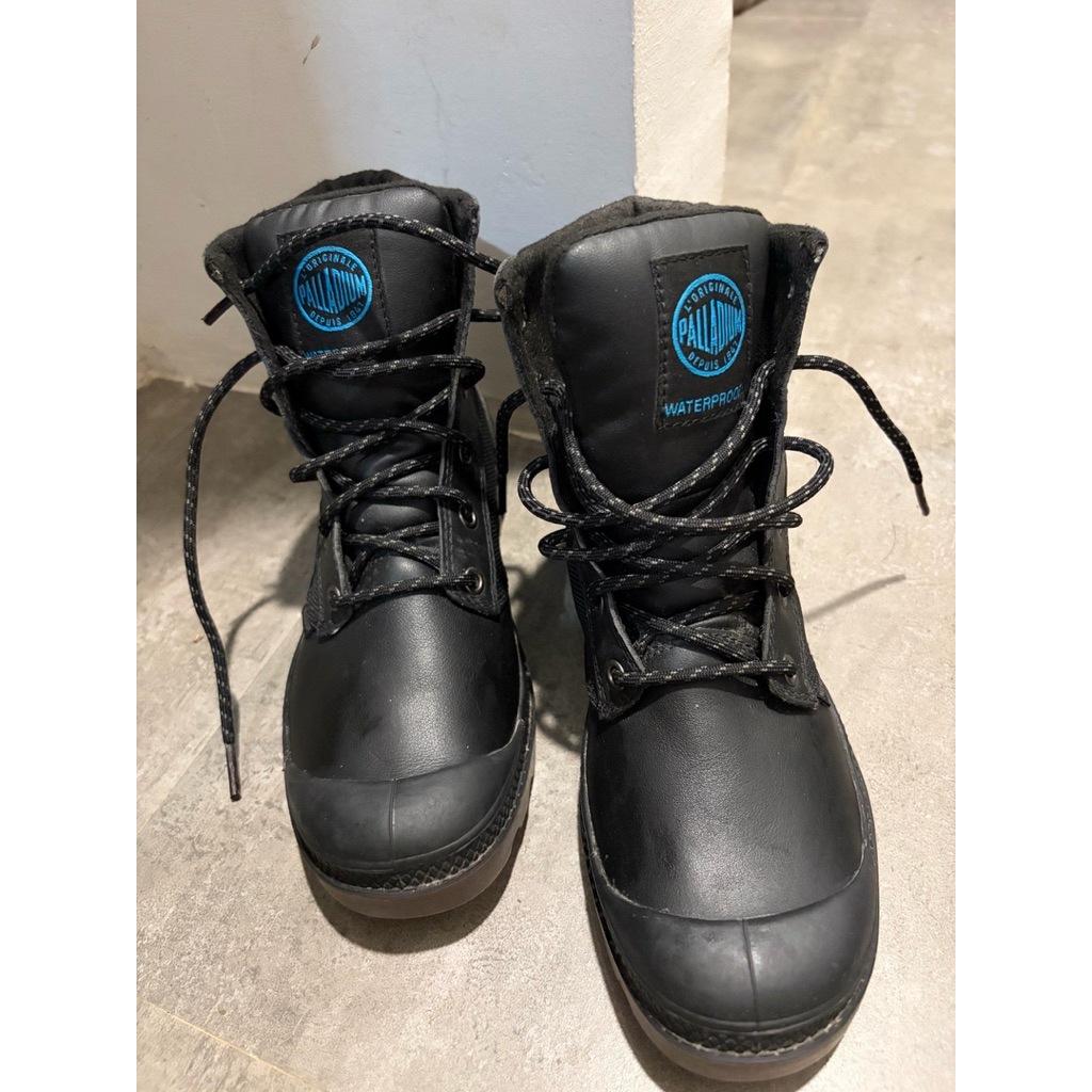 Palladium boots waterproof size US 5.5