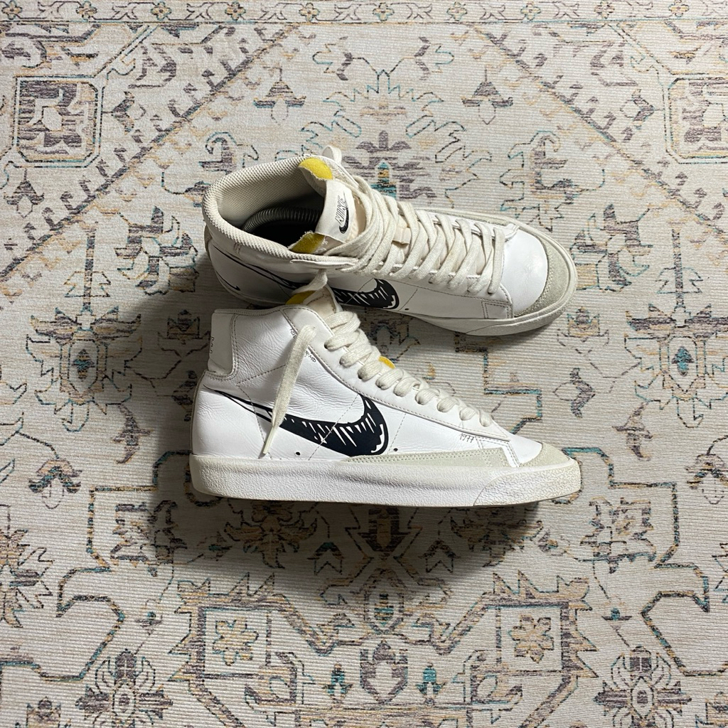 Nike Blazer Mid 77 Vtg "Sketch WB"