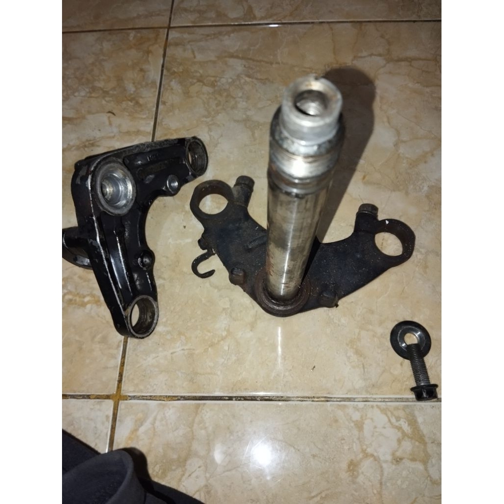 Segitiga original suzuki A100 econos