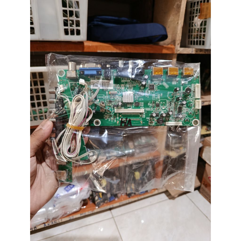 MB MOBO MAINBOARD MODULE MESIN TV CHANGHONG LED39B2500 MB MAINBOARD LED 39B2500