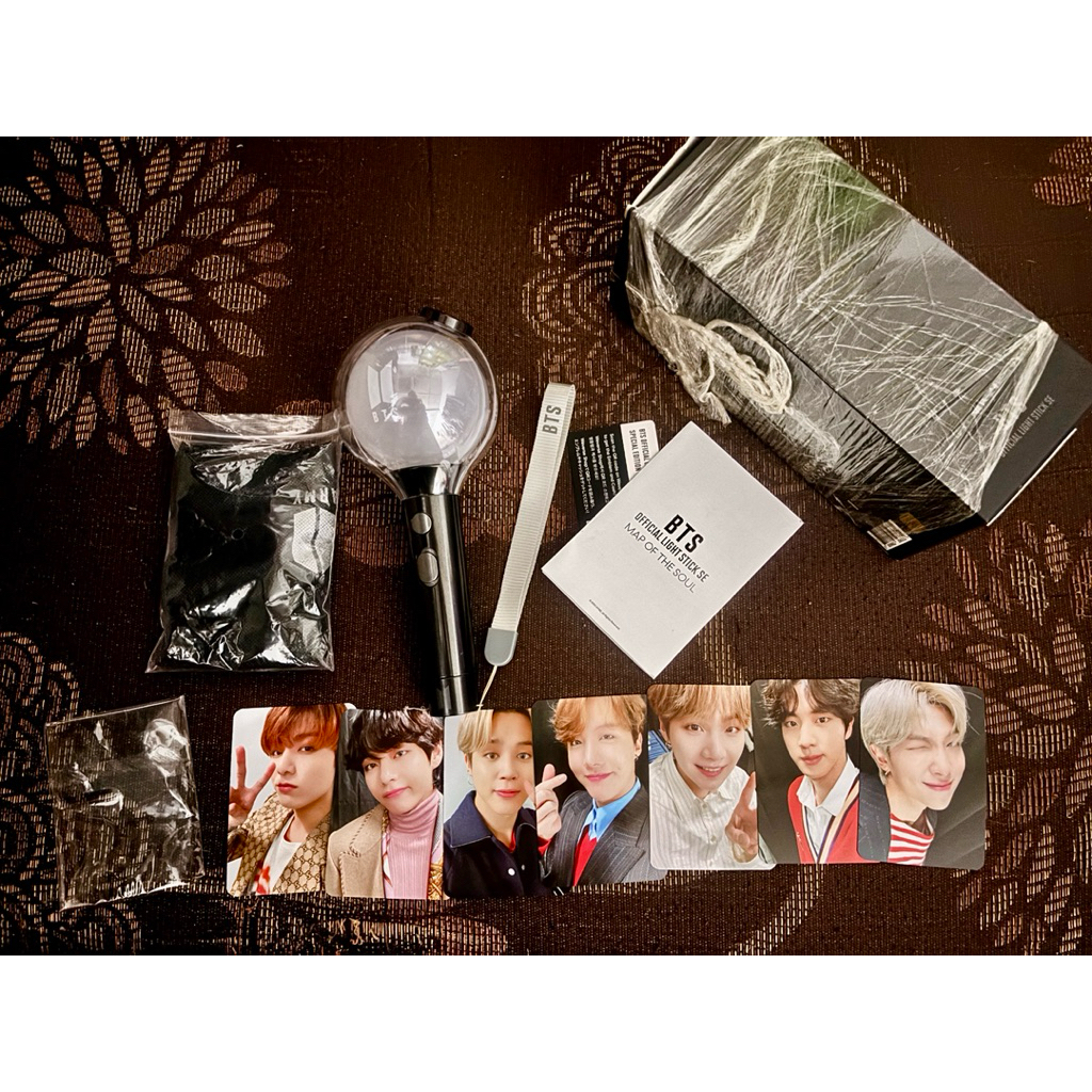 BTS Official Lighstick ( Army Bomb )