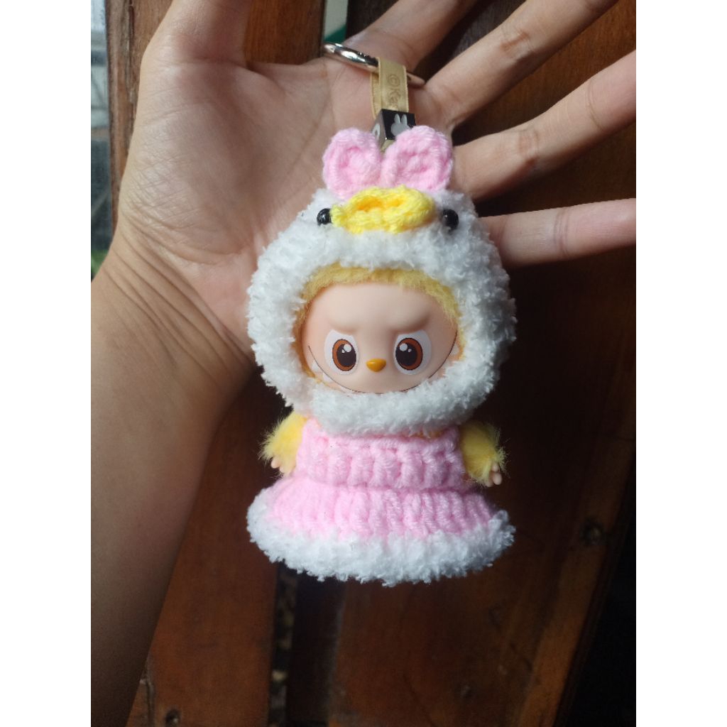 baju boneka labubu v4 pin for love rajut/baju labubu pin for love (hanya baju)