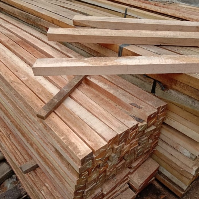 Balok Kayu Kaso 4/6 4 Meter / Biasa