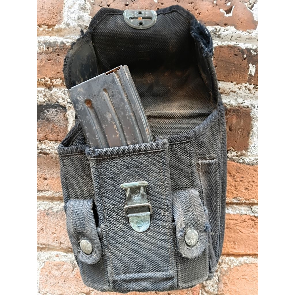 Magazine peluru/tempat peluru