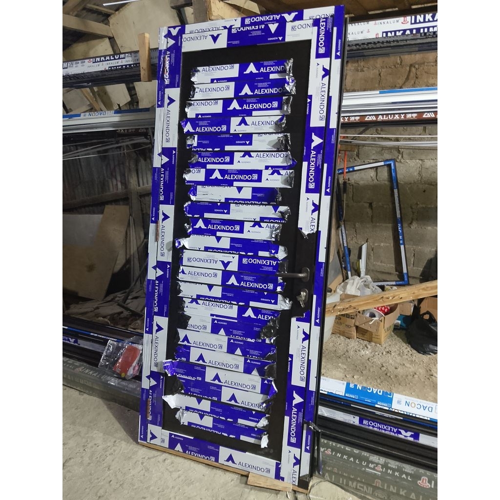 satuset kusen pintu alumunium sepandril ALEXINDO ukuran T200xL90 komplit asesoris gratis packing kay