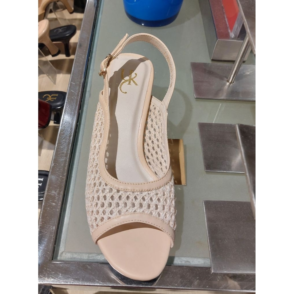 SANDAL HEELS 5 CM YONGKI KOMALADI