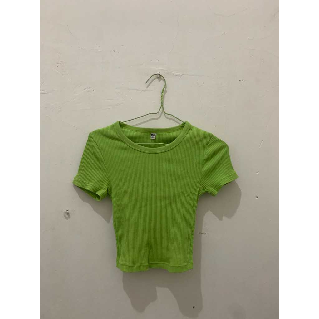 Crop UNIQLO