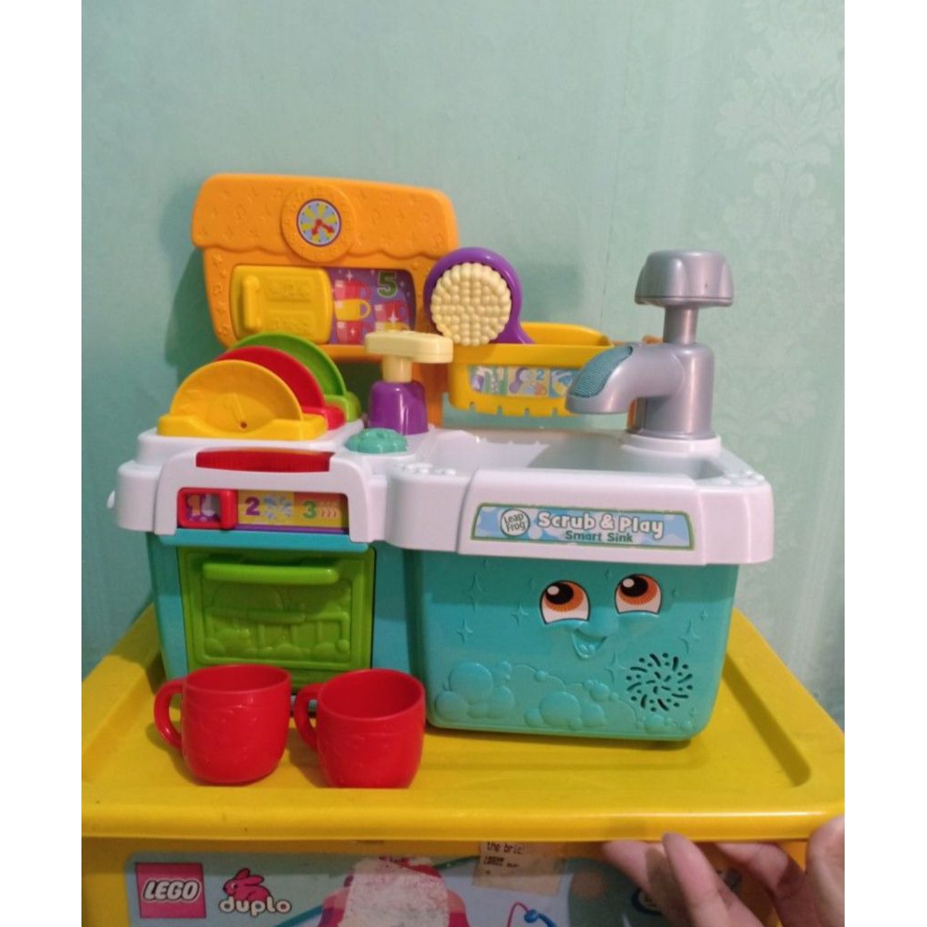LEAPFROG SCRUB AND PLAY SMART SINK CUCI PIRING LEAPFROG