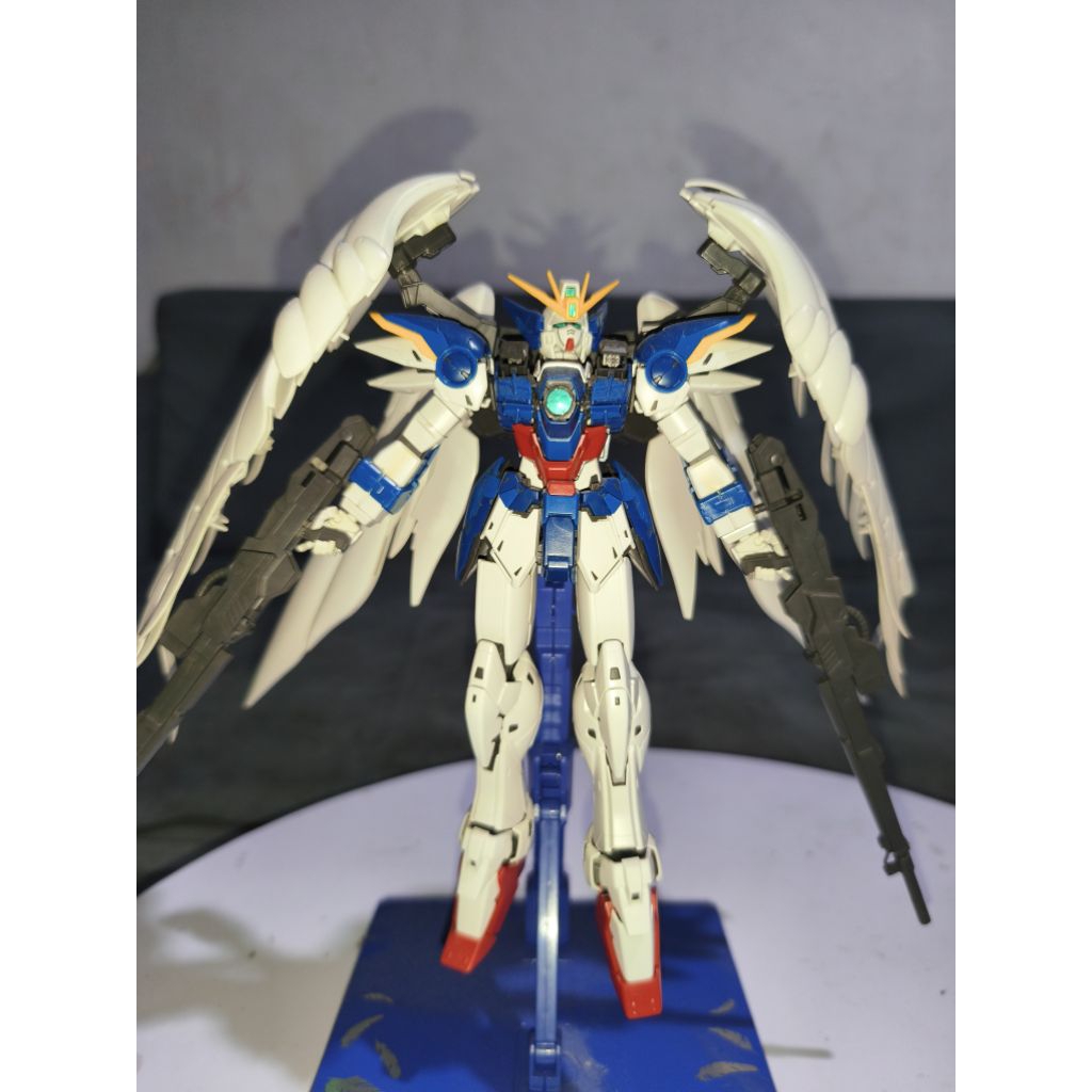 MG 1/100 Wing Zero EW Ver Ka