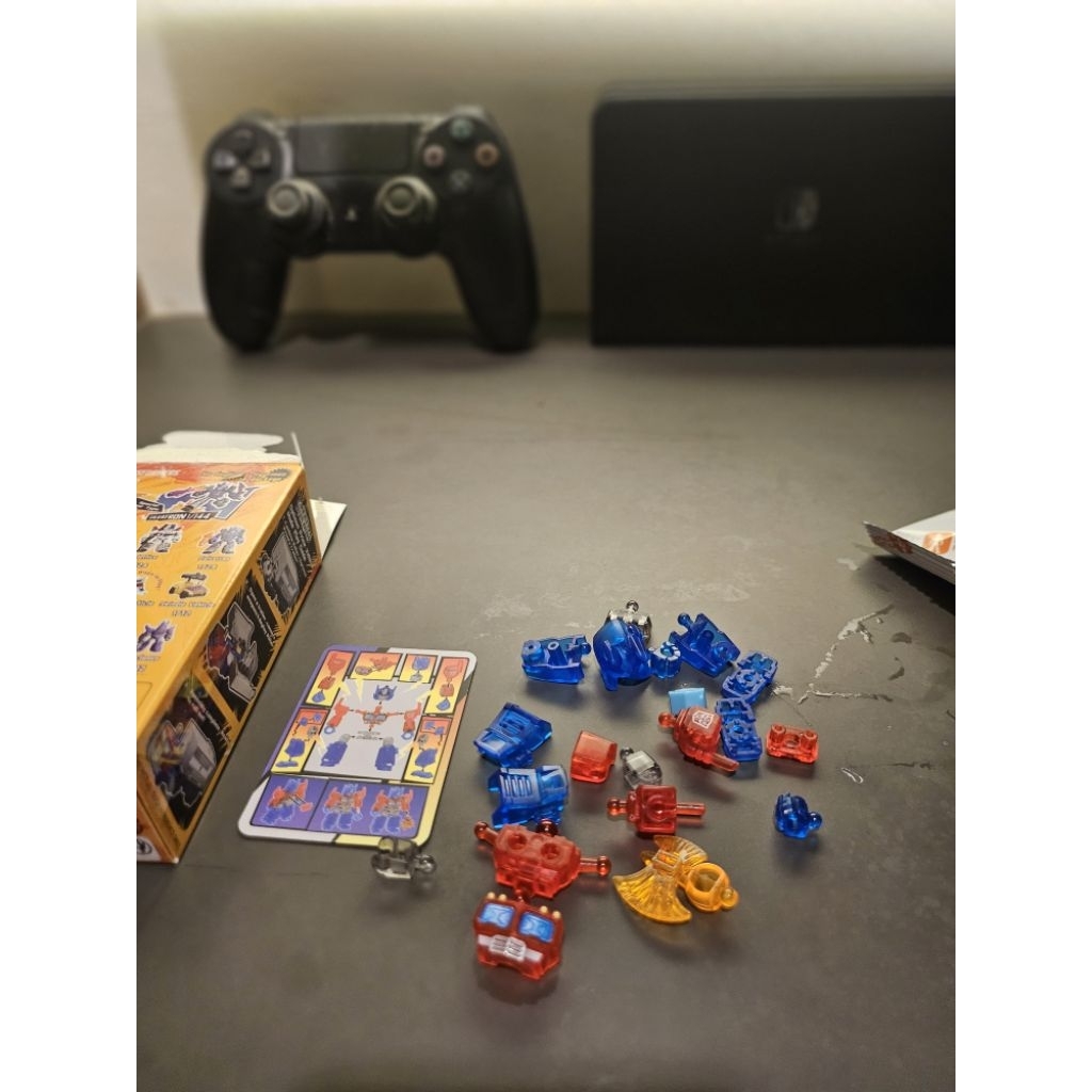 Blokees Transfomer GDV 05 Brilliant Optimus Prime, GDV 01 Optimus Prime - Special Galaxy