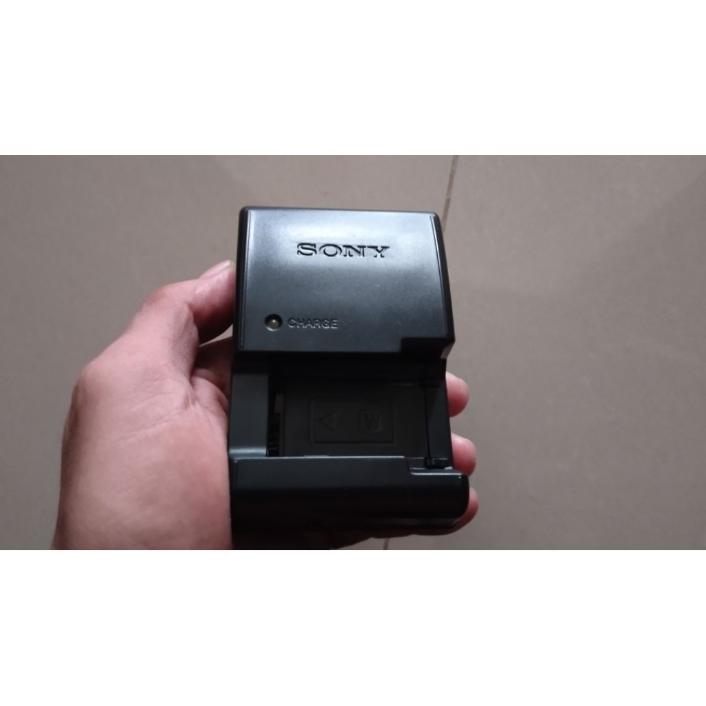 charger sony np fw50