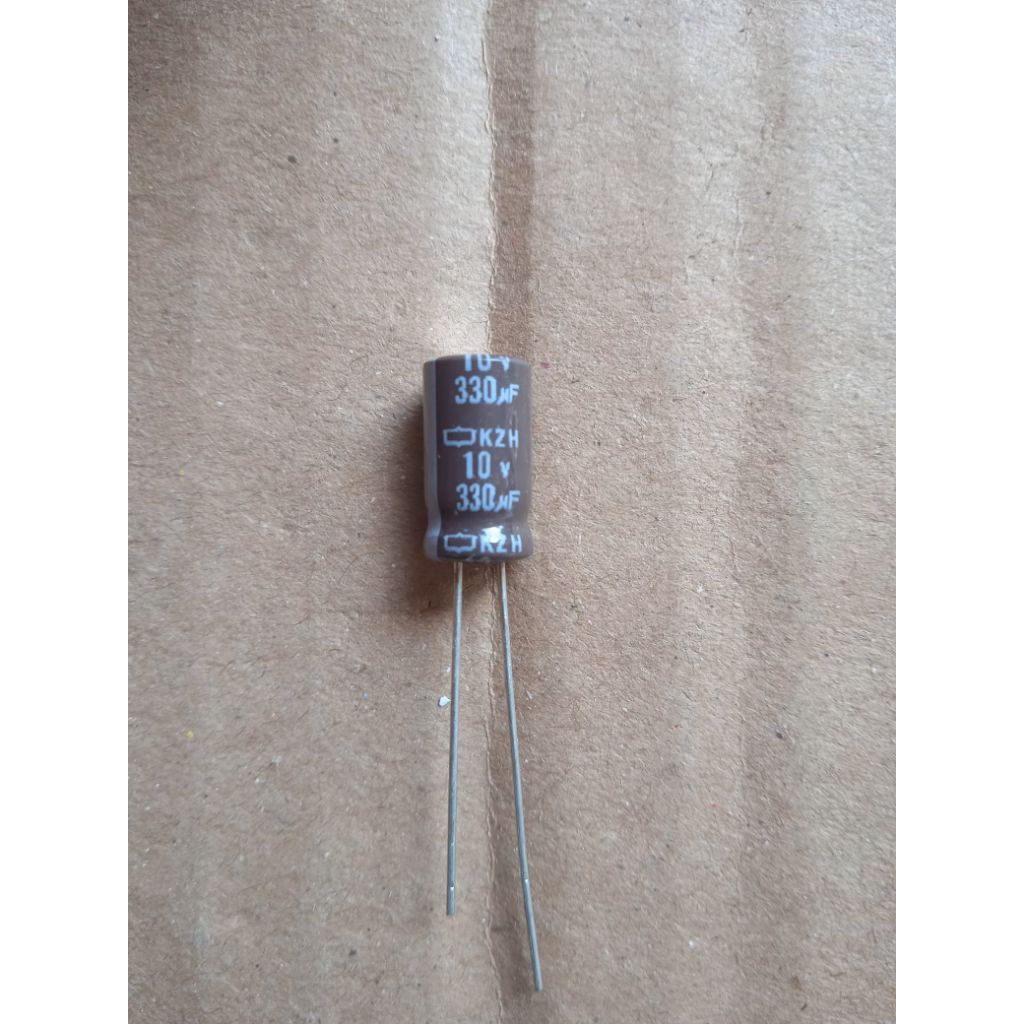 Elco 330uf 10v 330 uf 10 volt kondensator elektrolit elko kapasitor