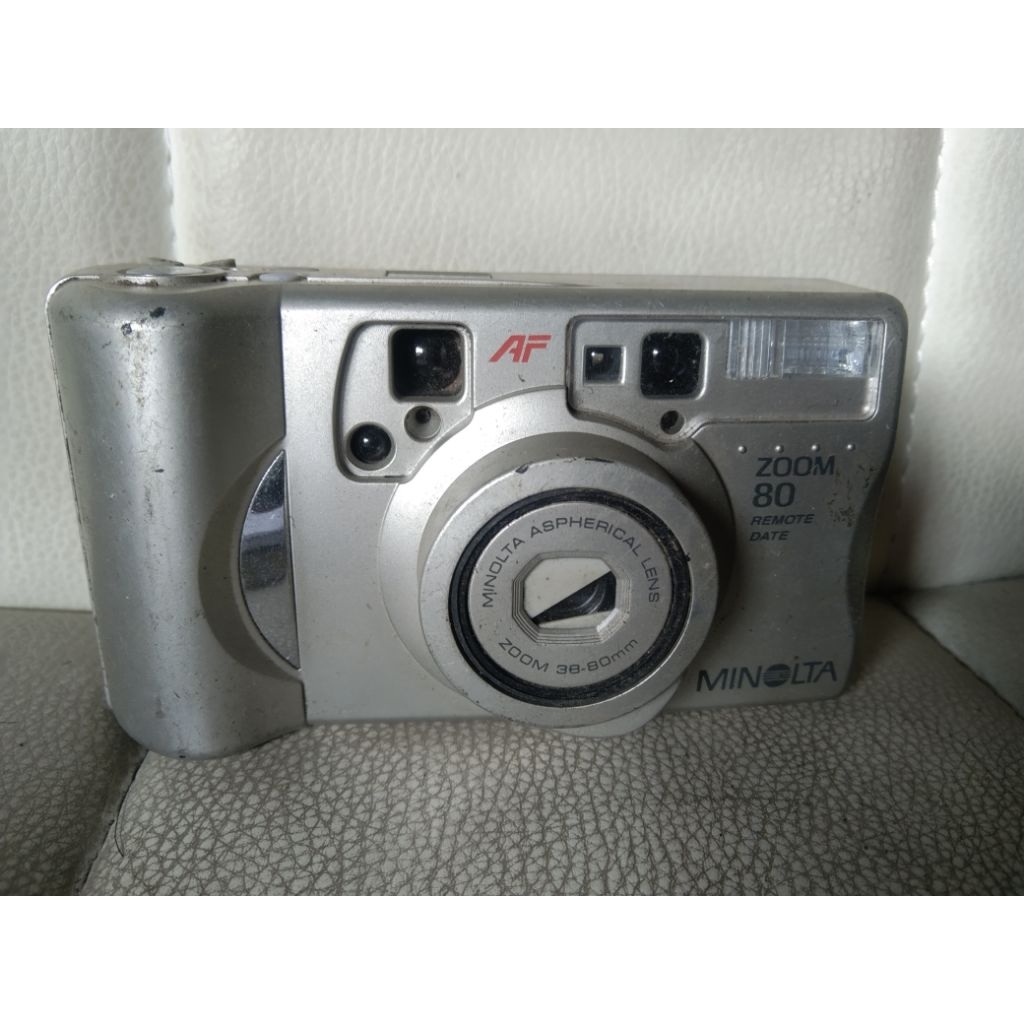 kamera analog pocket Minolta zoom80 hidup