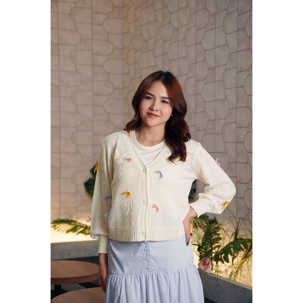 Missty Freeteen Atasan Wanita Kemeja / Jaket Cardigan Putih Polos Variasi Pita Warna Warni Model Kor