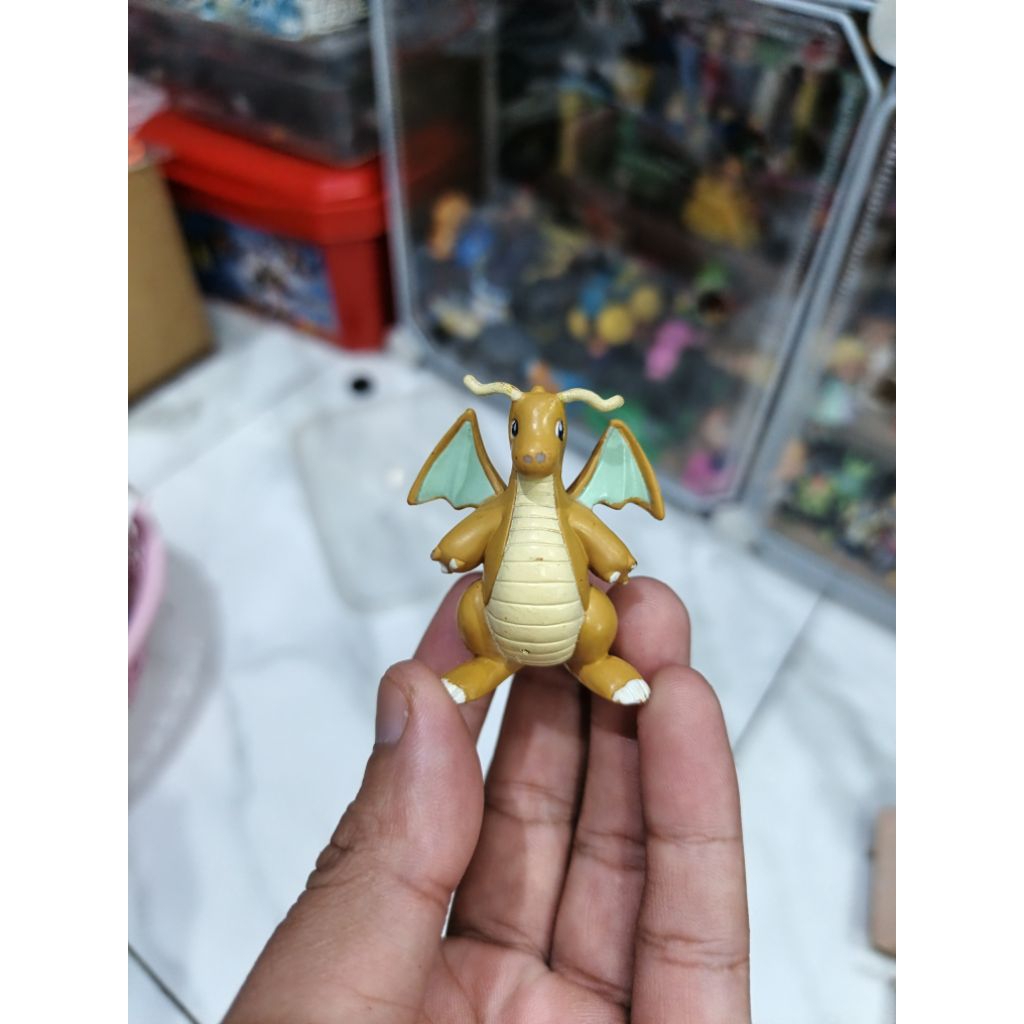 figure pokemon dragonite