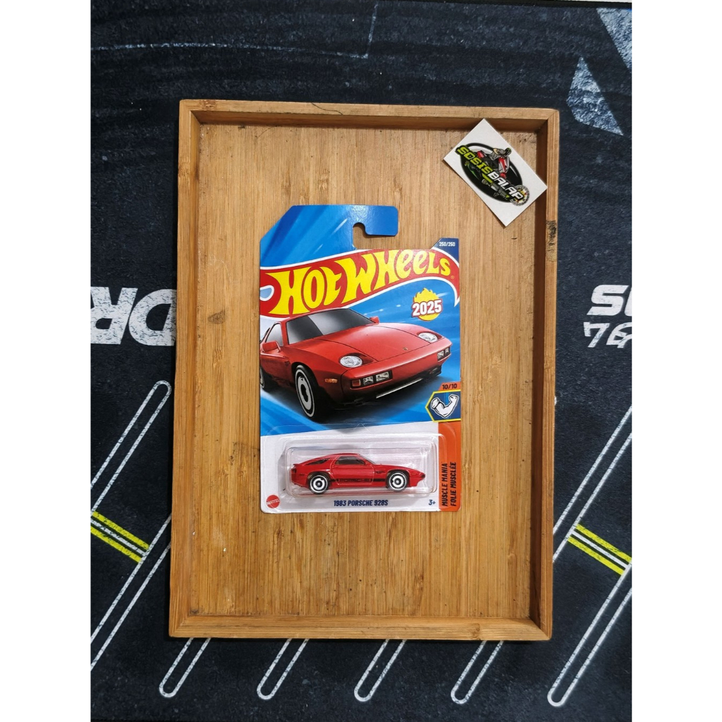 HOTWHEELS 1983 PORSCHE 928S