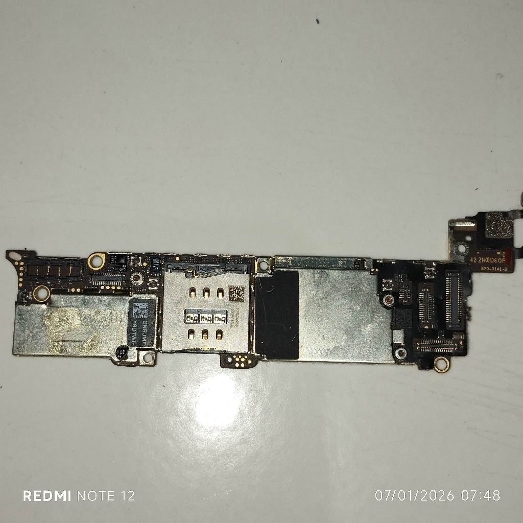 Mesin Apple IPhone 5/A-1429 32 GB WiFi Only [Tested]