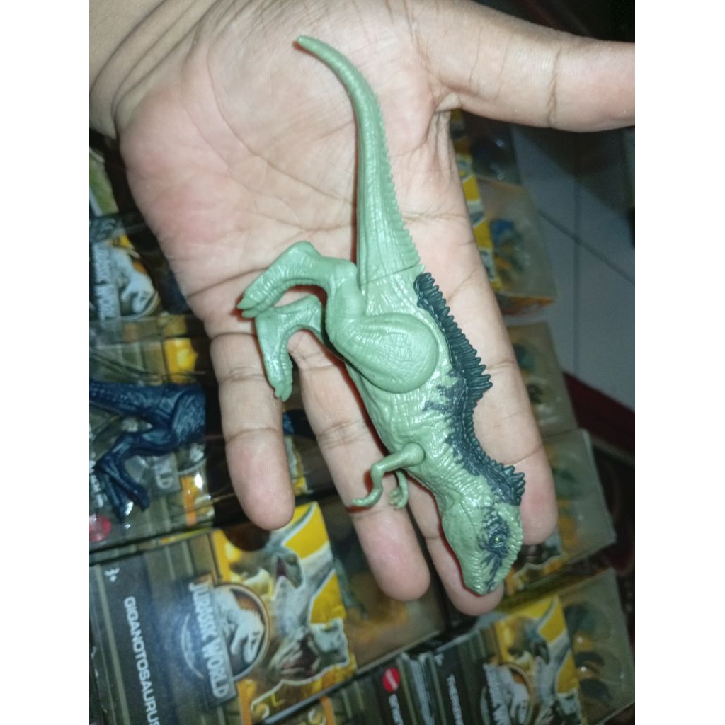 MATTEL. JURASSIC WORLD. MINI FIGURE. GIGANOTOSAURUS