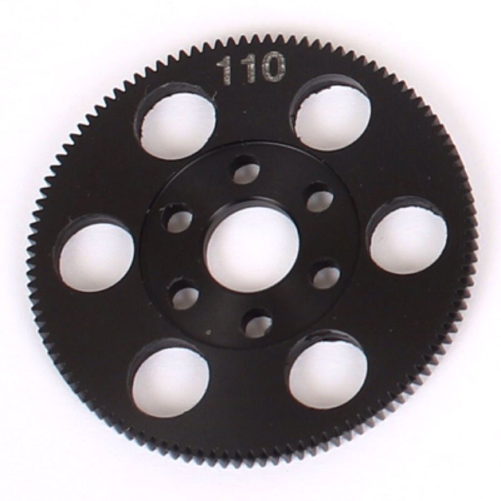 56110 TITAN CNC Spur 110T (64dp)