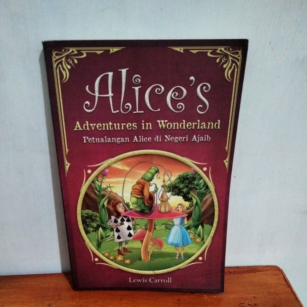 Novel Alice's in Wonderland Lewis Carroll