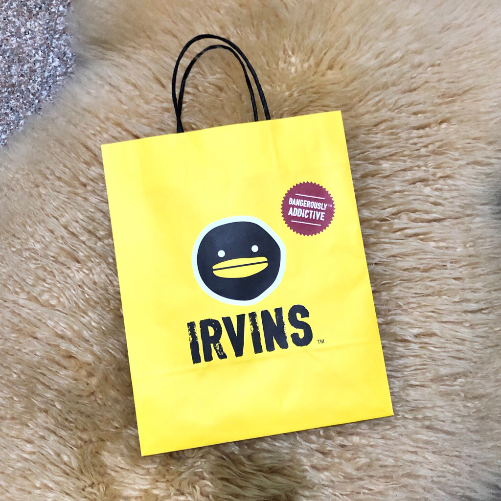 Paper Bag Irvins Fish Skin Kotak Kado Gift Bag