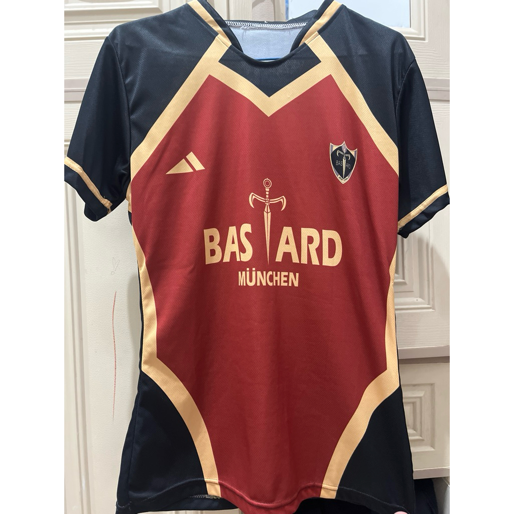 PRELOVED LIKE NEW satu set jersey wanita kaiser bluelock