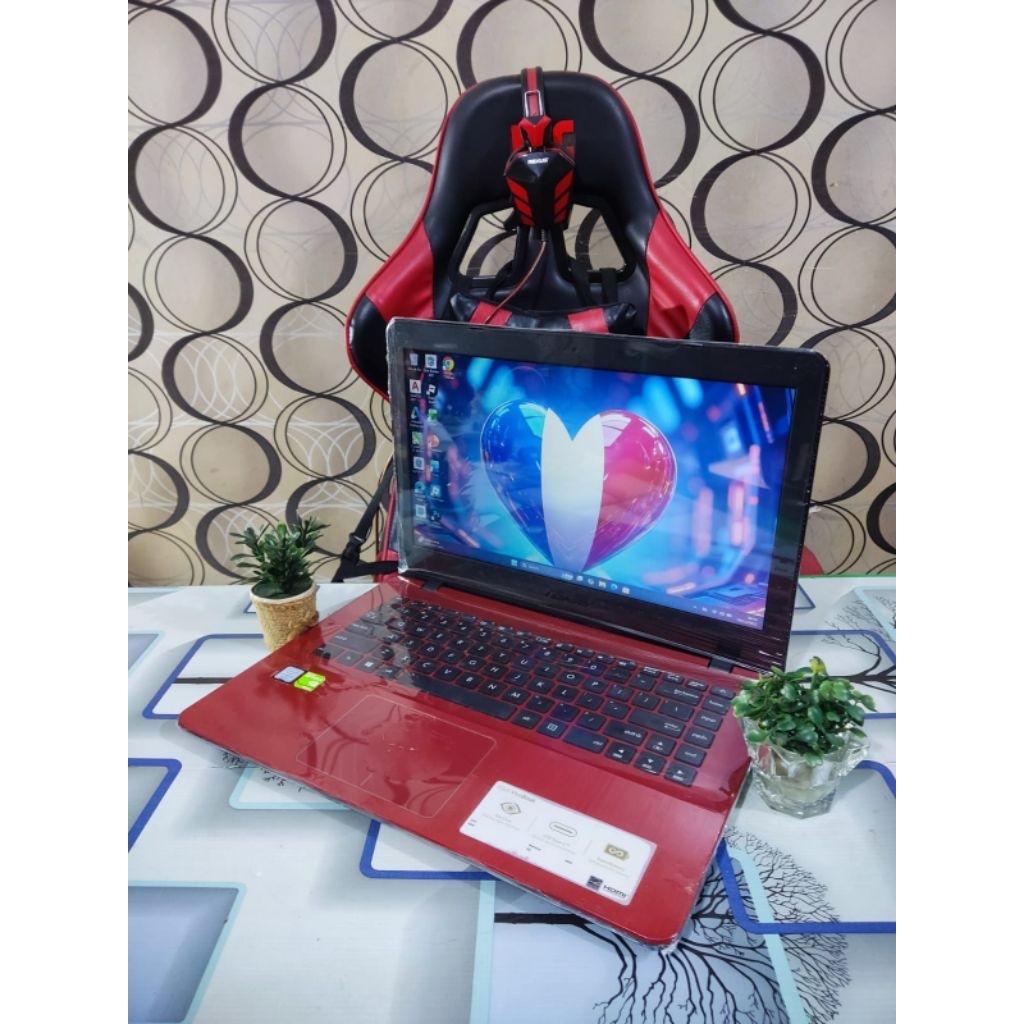 Laptop Gaming Design ASUS VIVOBOOK X442URR-300  SLIM DUAL VGA