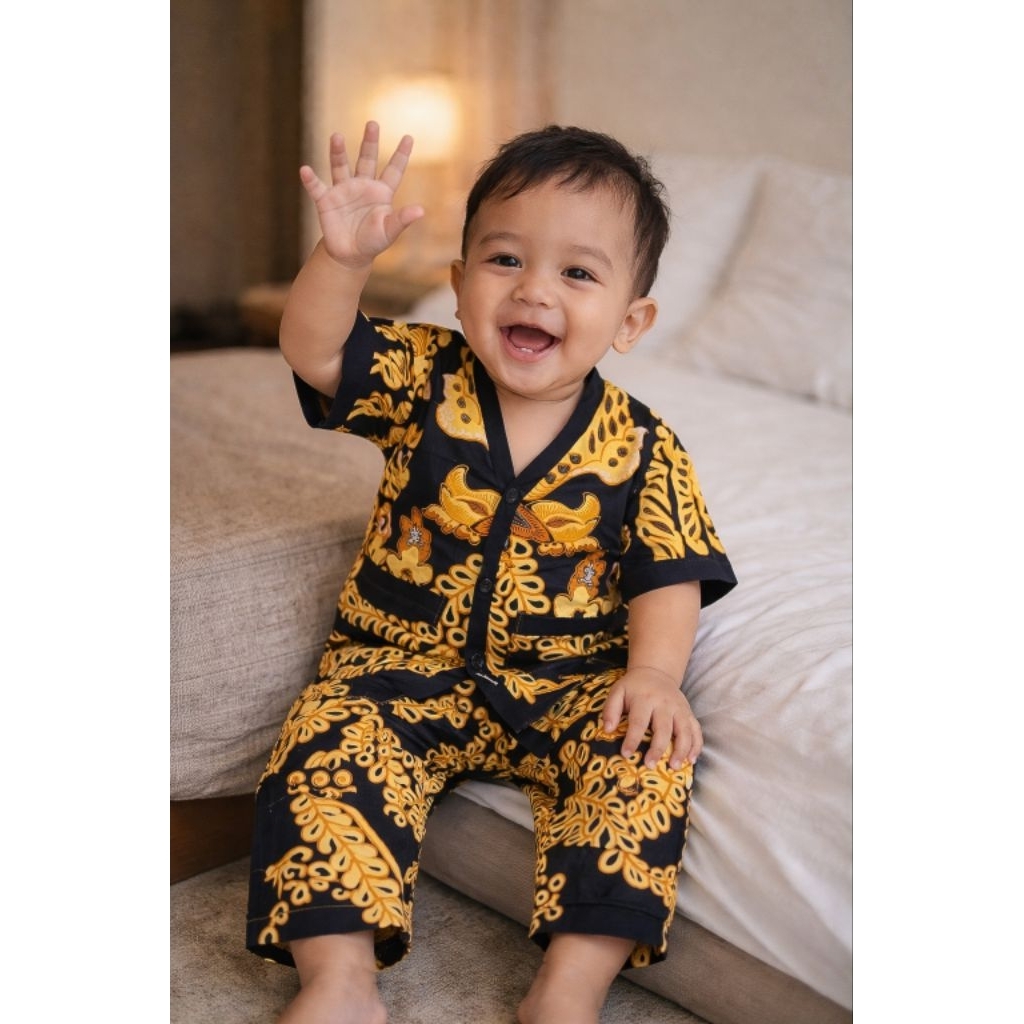 Piyama anak laki laki motif batik umur 1 tahun