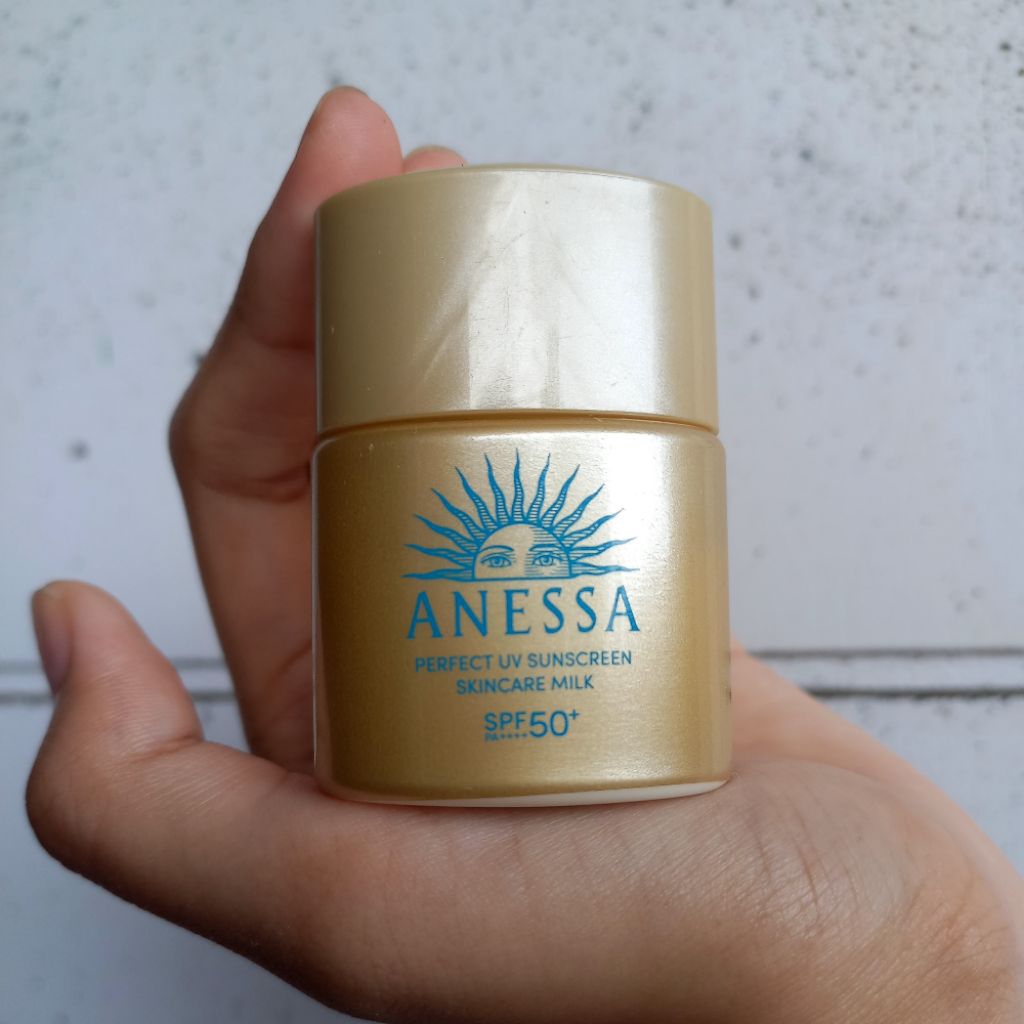 new ANESSA SUNSCREEN MINI SIZE