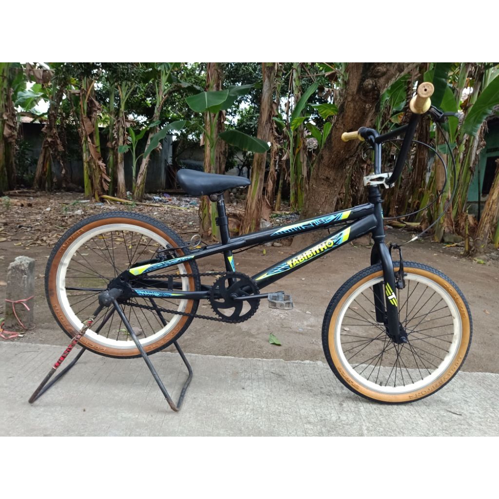 SEPEDA BMX UKURAN 20  BEKAS