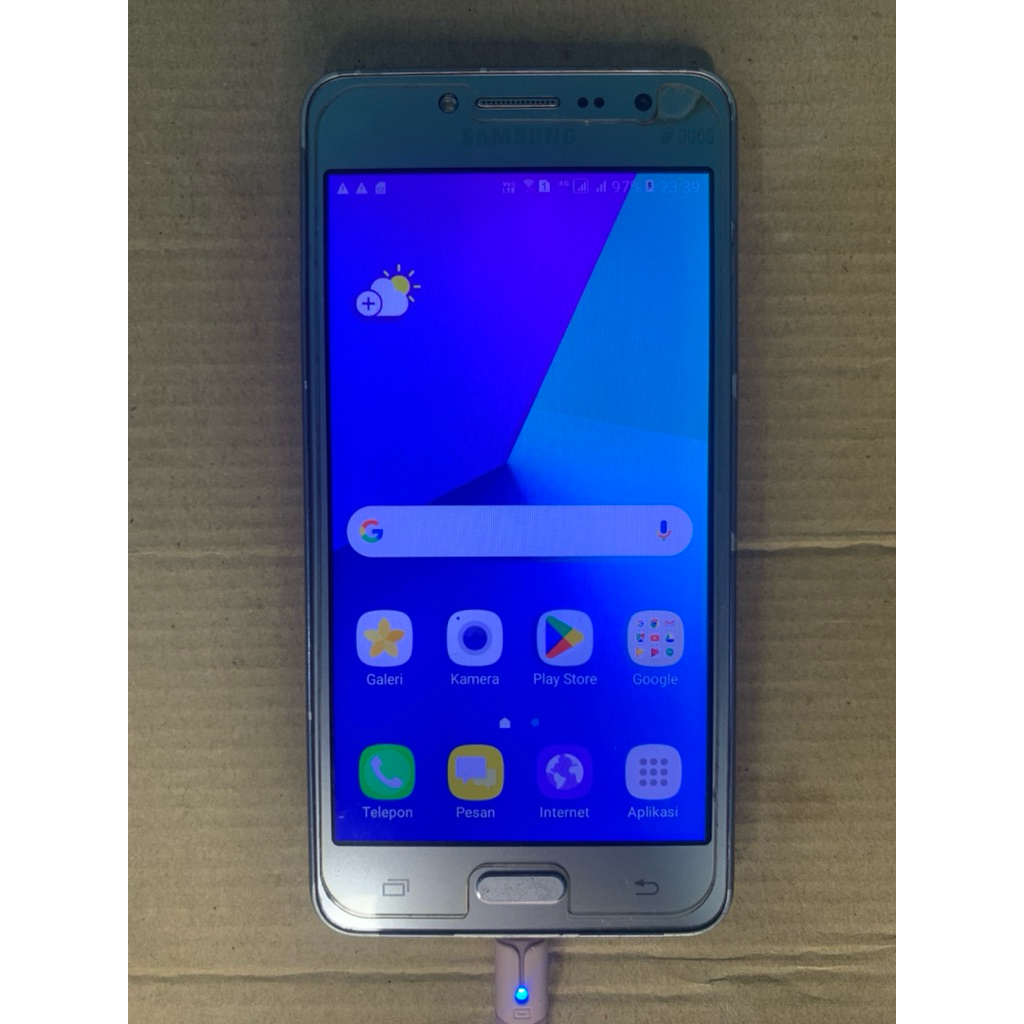(bekas minus baterai) Samsung j2 prime 1,5/8