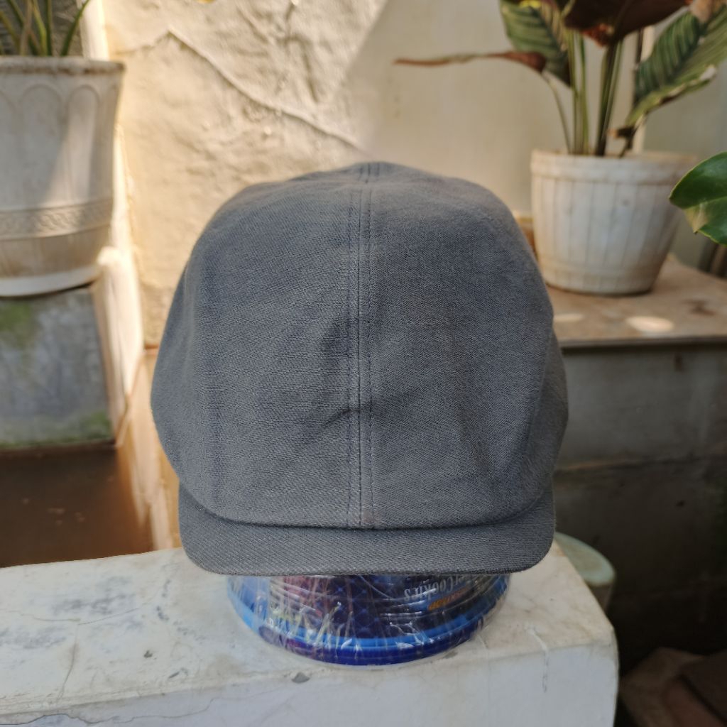 Topi Flat cap By GADGET, matrial Wool