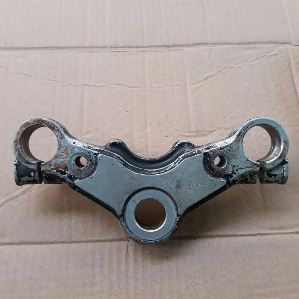 SEGITIGA ATAS SATRIA FU ORIGINAL CABUTAN.