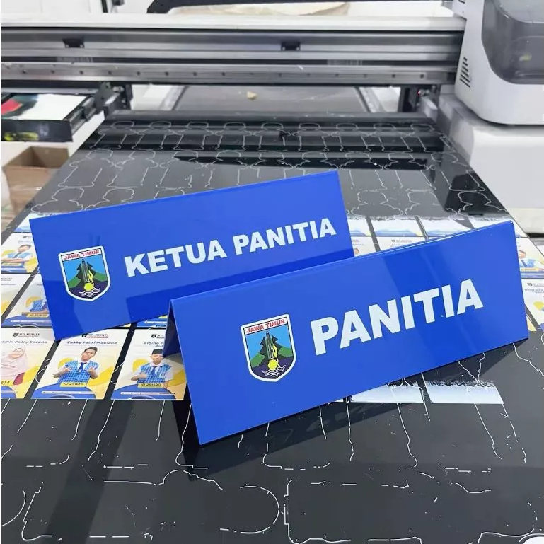 Papan Nama Meja Akrilik Custom