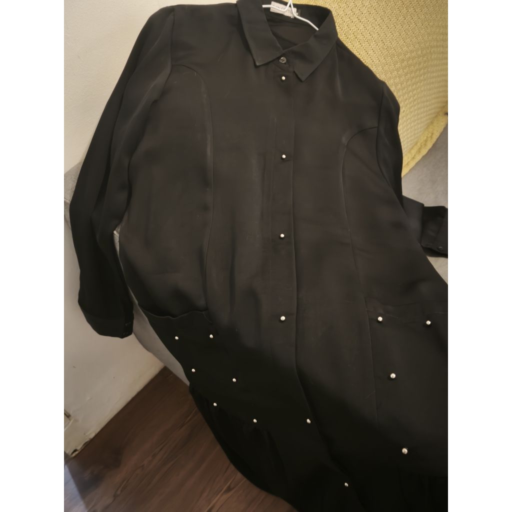 gamis hitam preloved