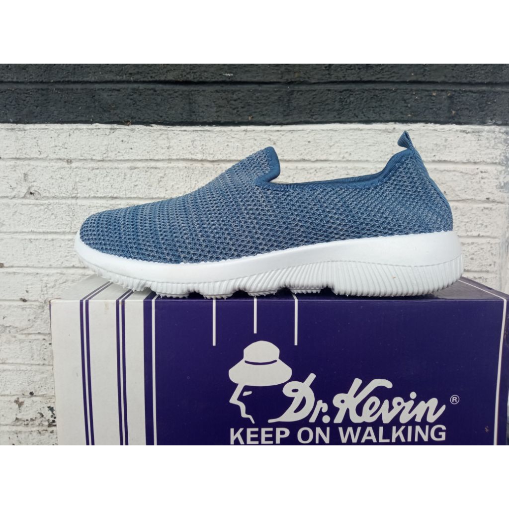 Limited Stock Dr.Kevin sepatu olahraga wanita 589-039