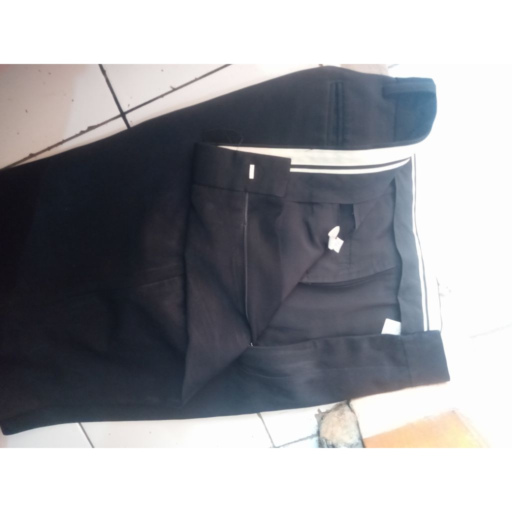 celana katun twizz crdinal